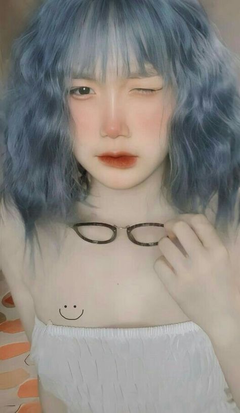 师尊解开肚兜揉着她的乳尖h
